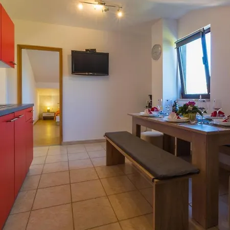 Apartment Mijo Grizane-Belgrad